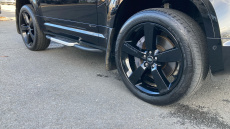 Land Rover Defender 3.0 D250 X-Dynamic S 90 3dr Auto Diesel Estate